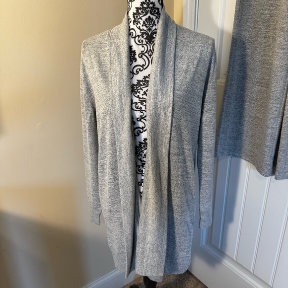 GAP Women's Open Front Cardigan & Matching Wide Leg Pants NWT - Picture 2 of 9